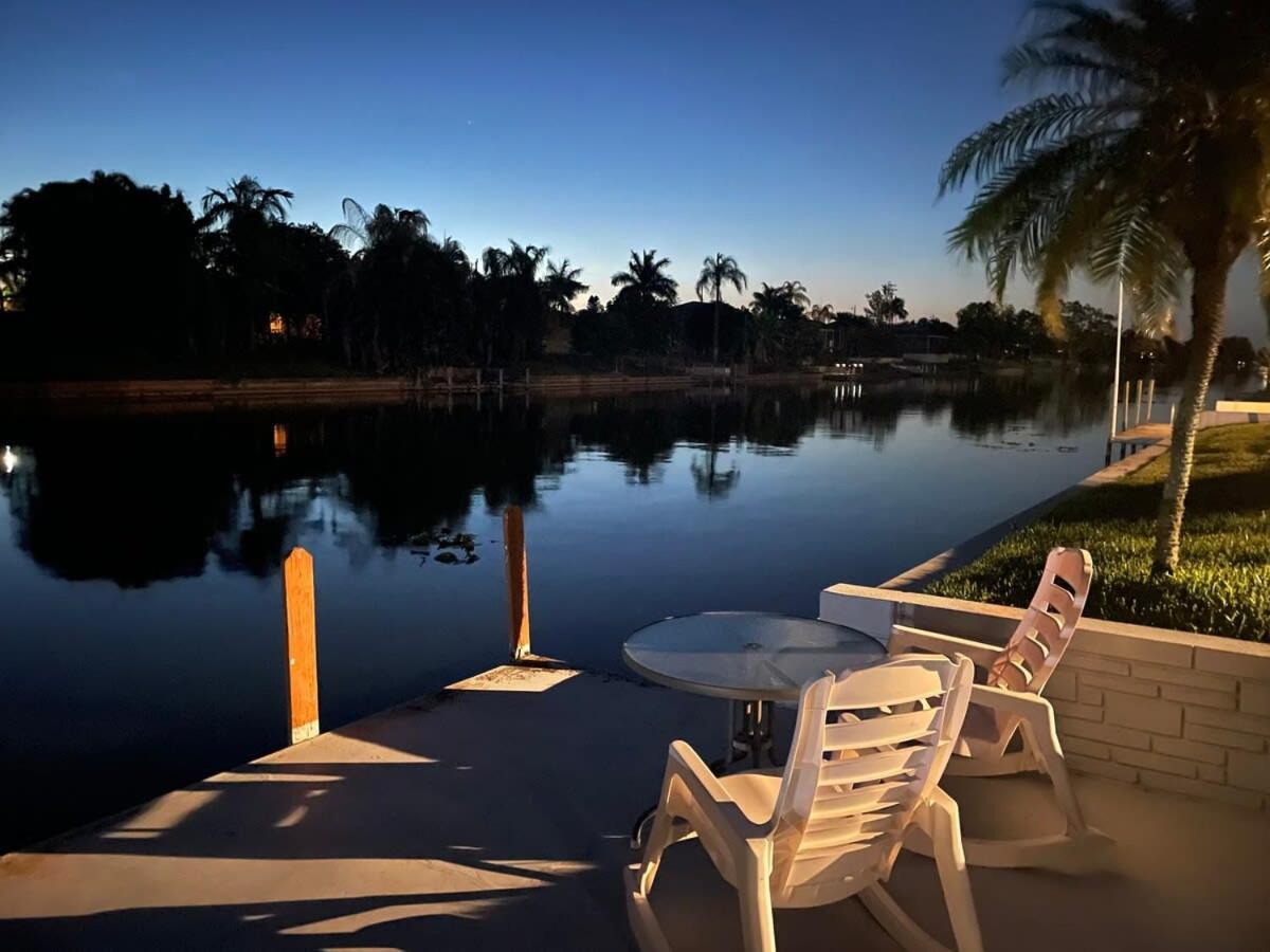 Hidden Secret Waterfront Retreat Villa Cape Coral Buitenkant foto